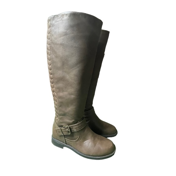 JustFab Shoes - JustFab ZURI WC knee high boots size 6